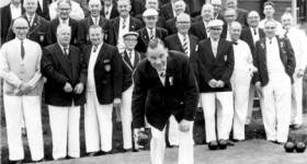 Picture of the Uffculme Bowls Club members c. 1960