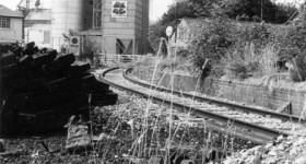 Picture of Culm Railway lines heading towards Lloyd Maunder feed mill in Uffculme, Devon. Possibly pre-1963?