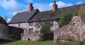 Overall view of front of Hemyock Castle